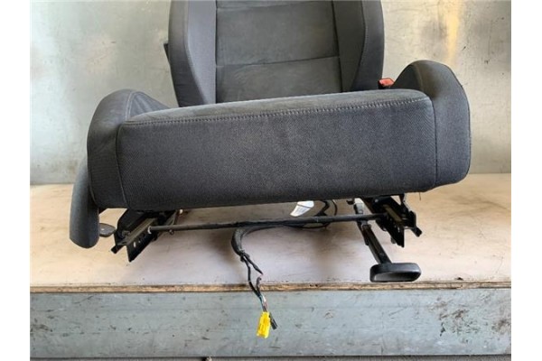 Recambio de asiento delantero derecho para volkswagen golf vi (5k1) 1.4 advance referencia OEM IAM   