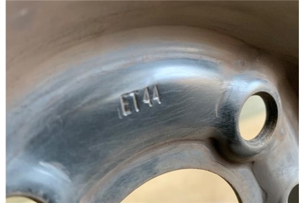 Recambio de llanta para fiat qubo (300) 1.3 active referencia OEM IAM   