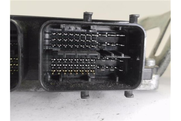 Recambio de centralita para toyota yaris (ksp9/scp9/nlp9) 1.3 vvt-i referencia OEM IAM 896610D311 MB2753004760 