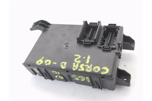 Recambio de caja fusibles/rele para opel corsa d 1.2 referencia OEM IAM 13301560 401154265 