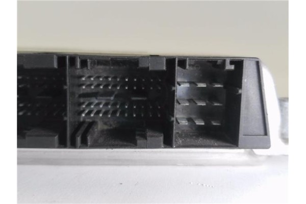 Recambio de centralita para bmw serie 3 berlina (e46) 2.0 320d referencia OEM IAM 7786887 281010205 