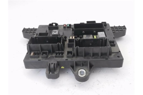 Recambio de centralita para opel astra j berlina 5p 1.7 selective referencia OEM IAM 13302300 365927271 