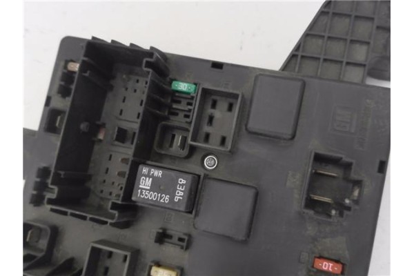 Recambio de centralita para opel astra j berlina 5p 1.7 selective referencia OEM IAM 13302300 365927271 