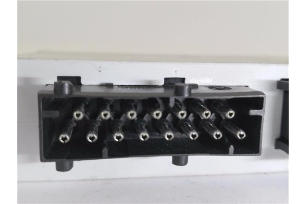 Recambio de centralita para bmw serie 3 compacto (e46) 2.0 td referencia OEM IAM 613569143679 689667 