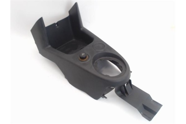 Recambio de embellecedor consola central para citroen berlingo 1.6 hdi 75 600 first furgón referencia OEM IAM   