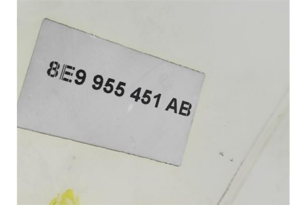 Recambio de deposito limpiaparabrisas para audi a4 avant (8e) 1.8 t referencia OEM IAM 8E9955451AB  