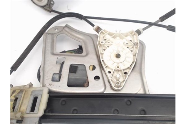 Recambio de mecanismo elevalunas delantero derecho para mercedes-benz clase s (bm 220) berlina referencia OEM IAM A2207202646 A2