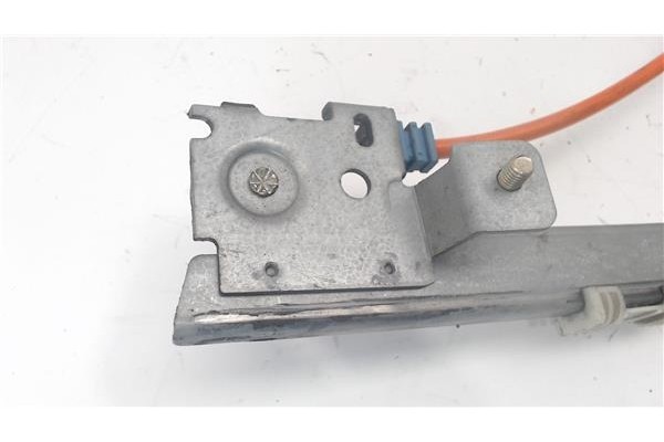 Recambio de mecanismo elevalunas delantero derecho para citroen saxo referencia OEM IAM 9222G9  