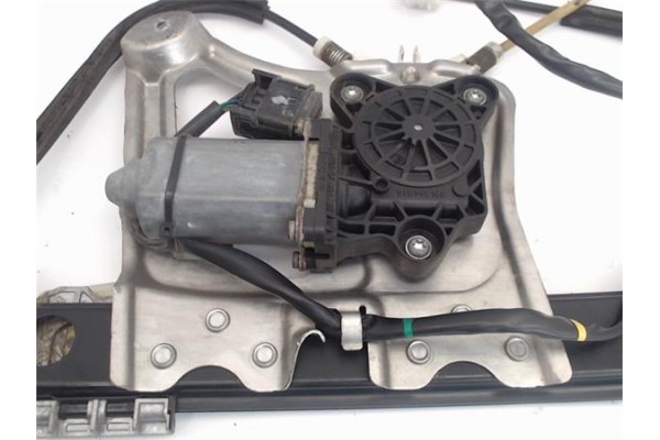 Recambio de mecanismo elevalunas delantero izquierdo para mercedes-benz clase s (bm 220) berlina referencia OEM IAM A2207202546 