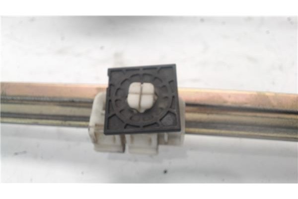 Recambio de mecanismo elevalunas delantero izquierdo para citroen zx referencia OEM IAM 9221A3  