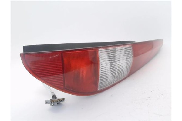 Recambio de piloto trasero derecho para ford mondeo iii ranchera familiar (bwy) 2.0 tdci referencia OEM IAM 1S7X13A412CB  