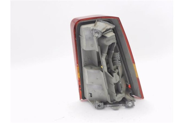 Recambio de piloto trasero izquierdo para opel kadett e 1.2 cup lim. referencia OEM IAM 1424120564  