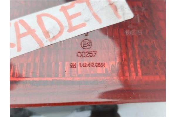 Recambio de piloto trasero izquierdo para opel kadett e 1.2 cup lim. referencia OEM IAM 1424120564  