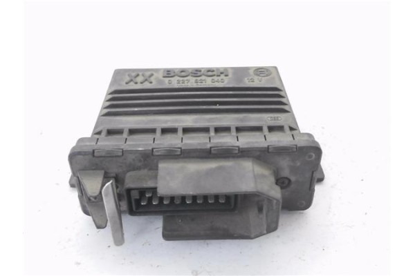 Recambio de centralita para opel senator b 3.0 i cat referencia OEM IAM 0227921040  