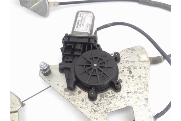 Recambio de mecanismo elevalunas delantero izquierdo para ford focus berlina (cap) referencia OEM IAM 1738645  