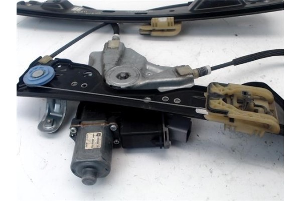 Recambio de mecanismo elevalunas delantero izquierdo para opel astra j 1.6 referencia OEM IAM 13313568 13350758 