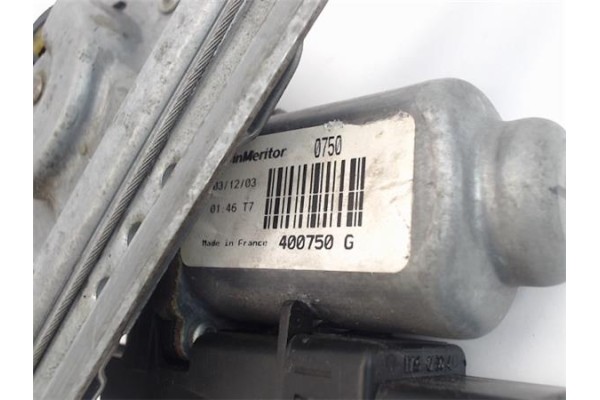 Recambio de mecanismo elevalunas trasero derecho para renault scenic ii (jm) referencia OEM IAM 8201010934  