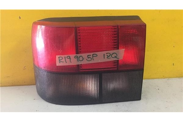 Recambio de piloto trasero izquierdo para renault r 19 berl. con portón (b/c53) 1.4 europa referencia OEM IAM   