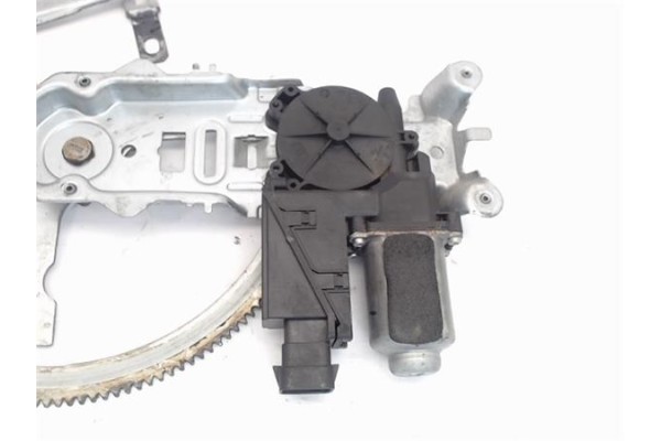 Recambio de mecanismo elevalunas delantero izquierdo para opel corsa c referencia OEM IAM 5140035 13173073 