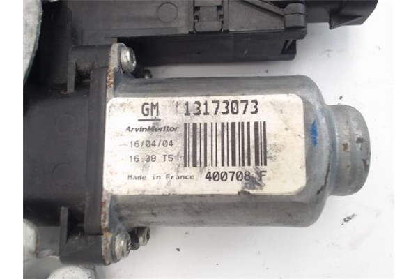 Recambio de mecanismo elevalunas delantero izquierdo para opel corsa c referencia OEM IAM 5140035 13173073 