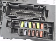 Recambio de caja fusibles/rele para opel corsa d 1.2 referencia OEM IAM 13301560 401154265 