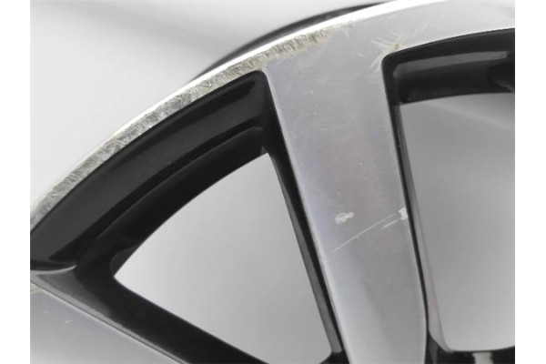 Recambio de llanta para volkswagen golf vii (5g1/be1) híbrido gte referencia OEM IAM 5G0601025H8Z8  