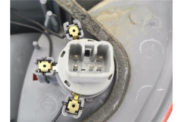 Recambio de piloto trasero izquierdo para toyota yaris (ncp1/nlp1/scp1) 1.3 linea luna referencia OEM IAM 5308701L  