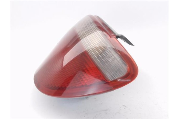 Recambio de piloto trasero derecho para toyota yaris (ncp1/nlp1/scp1) 1.3 linea luna referencia OEM IAM 5308701R  