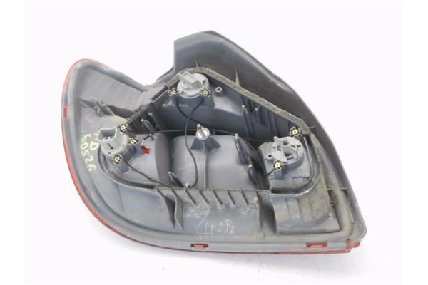Recambio de piloto trasero derecho para toyota yaris (ncp1/nlp1/scp1) 1.3 linea luna referencia OEM IAM 5308701R  