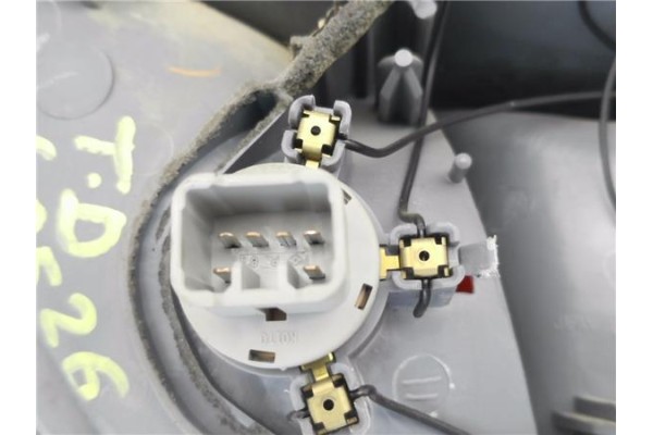 Recambio de piloto trasero derecho para toyota yaris (ncp1/nlp1/scp1) 1.3 linea luna referencia OEM IAM 5308701R  