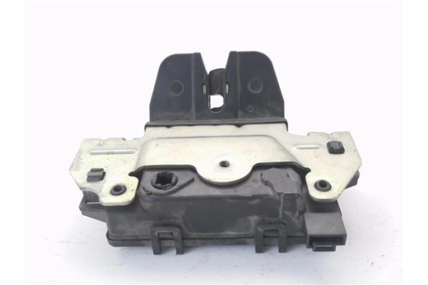 Recambio de cerradura porton para opel zafira 1.9 cdti referencia OEM IAM 13117285 495058724 