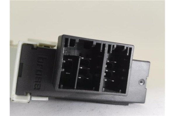 Recambio de motor elevalunas delantero derecho para seat ibiza (6l1) 1.4 fresh referencia OEM IAM 6L2959801 976450104 
