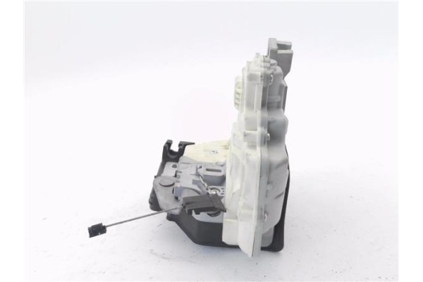 Recambio de cierre electromagnetico trasero izquierdo para seat altea (5p1) 1.9 tdi referencia OEM IAM 1P0839015A  