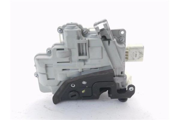 Recambio de cierre electromagnetico trasero izquierdo para seat altea (5p1) 1.9 tdi referencia OEM IAM 1P0839015A  