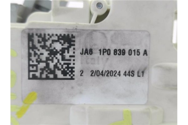 Recambio de cierre electromagnetico trasero izquierdo para seat altea (5p1) 1.9 tdi referencia OEM IAM 1P0839015A  