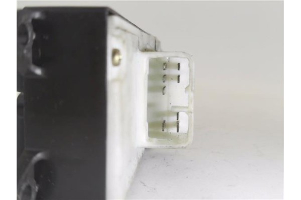 Recambio de mando elevalunas delantero izquierdo para toyota yaris (ncp1/nlp1/scp1) 1.3 linea luna referencia OEM IAM 0115N30  
