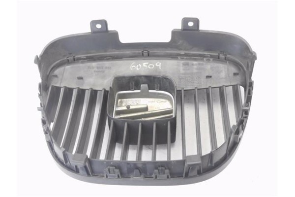 Recambio de rejilla capo para seat ibiza (6l1) 1.4 fresh referencia OEM IAM 6L0853651  
