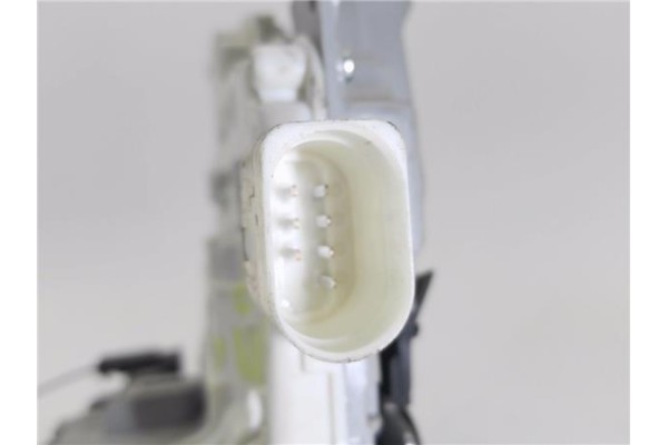 Recambio de cierre electromagnetico trasero derecho para seat altea (5p1) 1.9 tdi referencia OEM IAM 1P0839016A  