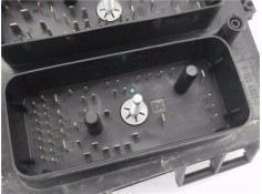 Recambio de caja fusibles/rele para opel zafira 1.9 cdti referencia OEM IAM 13206754 5DK00866838 