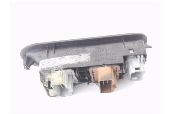 Recambio de mando elevalunas delantero izquierdo para renault scenic ii (jm) 1.4 authentique referencia OEM IAM 8200160603  