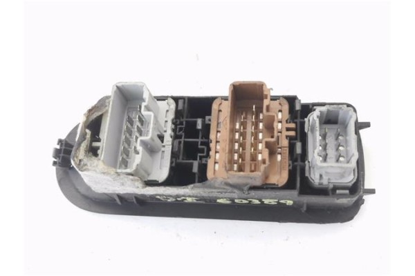 Recambio de mando elevalunas delantero izquierdo para renault scenic ii (jm) 1.4 authentique referencia OEM IAM 8200160603  