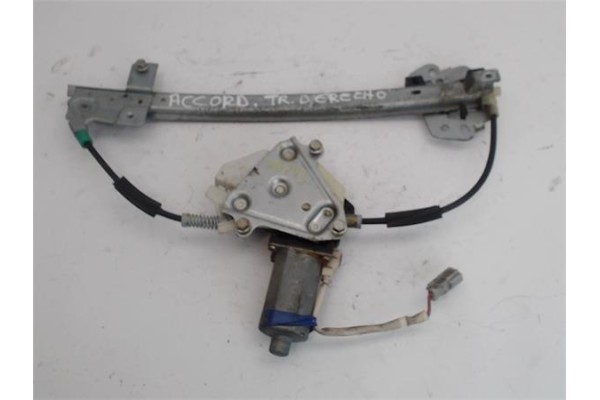Recambio de elevalunas electrico trasero derecho para honda accord berlina (cg7-9/ch1-7) referencia OEM IAM   