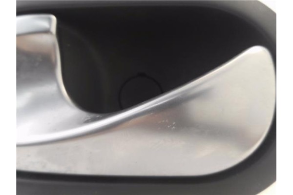 Recambio de manilla int. puerta trasero izquierda para renault scenic ii (jm) 1.4 authentique referencia OEM IAM 8200028487 5005
