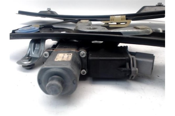 Recambio de mecanismo elevalunas delantero izquierdo para opel astra j 1.6 referencia OEM IAM 13313568 13350758 