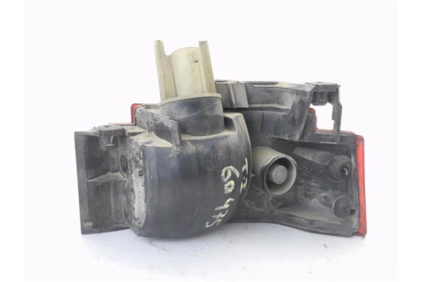 Recambio de piloto antiniebla trasero izquierdo para opel meriva 1.7 cdti referencia OEM IAM E22054 IB02F00 