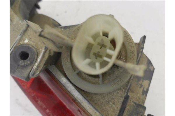 Recambio de piloto antiniebla trasero izquierdo para opel meriva 1.7 cdti referencia OEM IAM E22054 IB02F00 