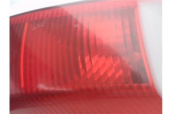 Recambio de piloto trasero derecho para opel meriva 1.7 cdti referencia OEM IAM 93294346 89398085 