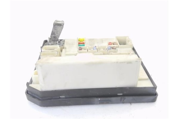 Recambio de caja fusibles/rele para renault scenic ii (jm) 1.4 authentique referencia OEM IAM 820048866  