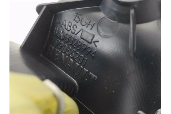 Recambio de manilla int. puerta delantero izquierda para renault clio ii (xbo) 1.4 75cv referencia OEM IAM 8200028994 99035201 