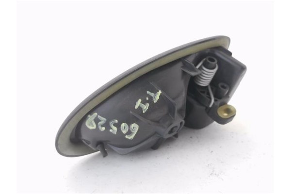 Recambio de manilla int. puerta trasero izquierda para renault clio ii (xbo) 1.4 75cv referencia OEM IAM 7700423887 96012221 